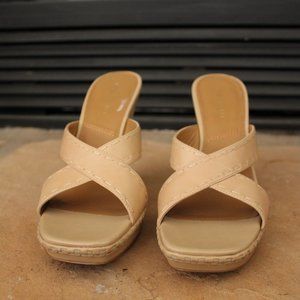 Tahari Beige Heel